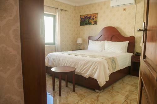 White Palace Apart-hotel