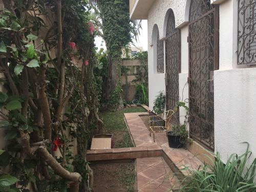 Beach Side Luxurious 4 Bedrooms Villa Ref 1098
