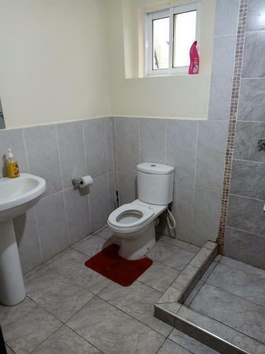 Vronca's Lovely 2-bedroom Apartment With Free Parking