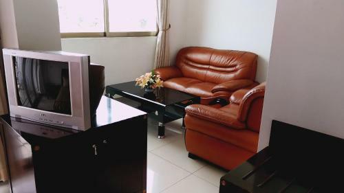 Evergreen Hotel