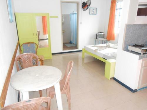 Grand Bay Apartments