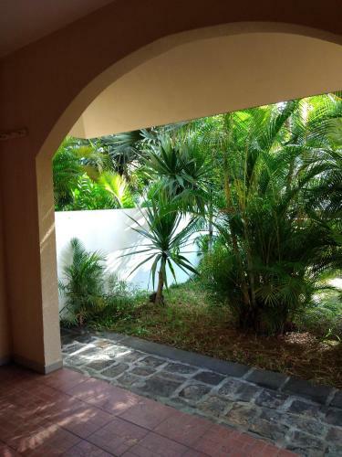 Mont Choisy Beach Apartment