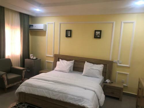 Bazahma Apartment