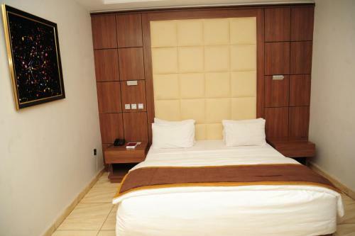 Josto Apartments & Suites