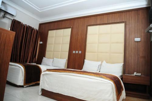 Josto Apartments & Suites