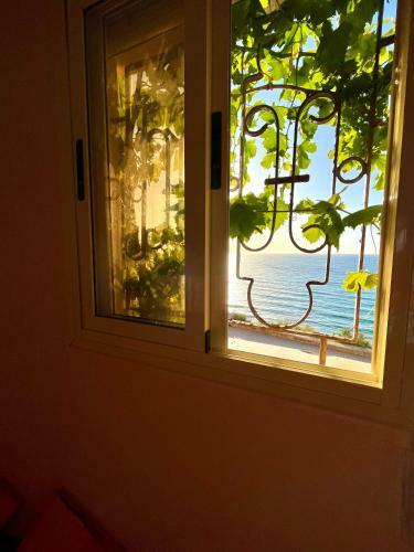 Apartamento Seaside View: Enjoy Sunsets At Fully Equipped Apt.