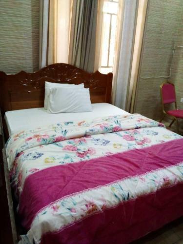Hostal Grace Hotel By Green Safaris