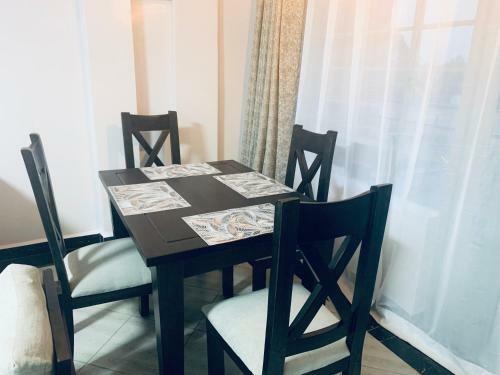 Naibor Stylish Two Bedroom Apartment