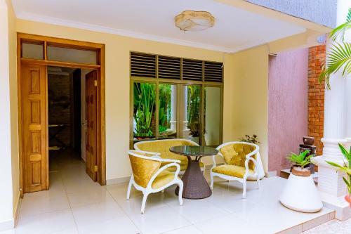 Bed & Breakfast Nzuki House