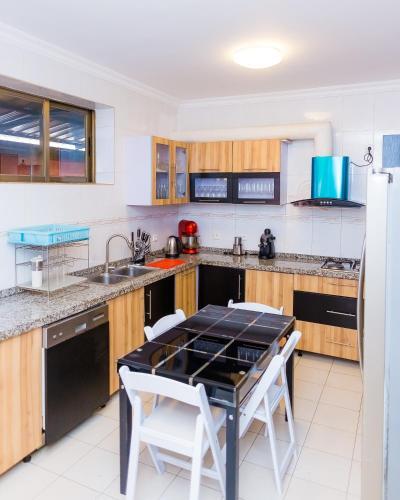 Bed & Breakfast Nzuki House