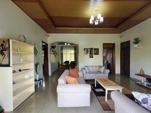 Hostal Kanombe Welcome Guest House