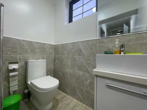 Lovely 3-bedroom Apartment Swimming Poolgym
