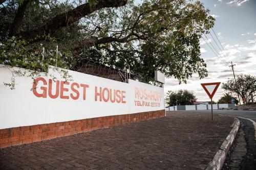 Hostal Rosahoff Guesthouse