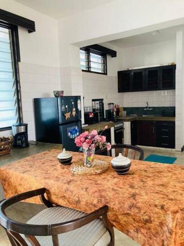 Dee's Apartment