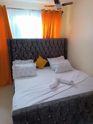 The Eagles Homestay.