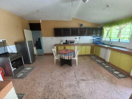 4 Bedrooms Green Breeze Villa