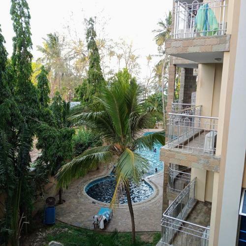 Lovely 1 Bedroom Beach Front Apartment