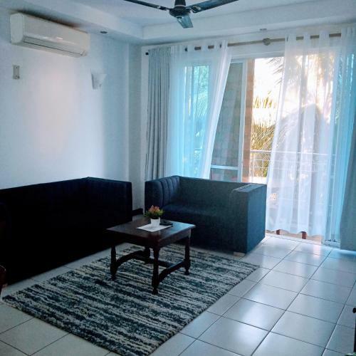 Lovely 1 Bedroom Beach Front Apartment