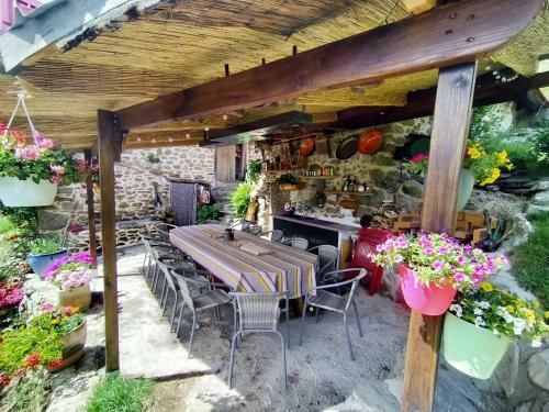 Bed & Breakfast Les Toits Rouges -le Luxe De La Simplicite - Acces � Pied 350m