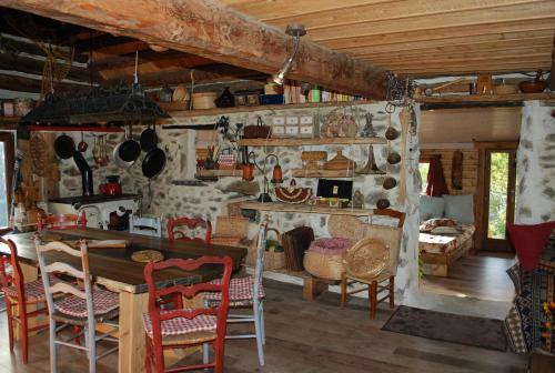 Bed & Breakfast Les Toits Rouges -le Luxe De La Simplicite - Acces � Pied 350m