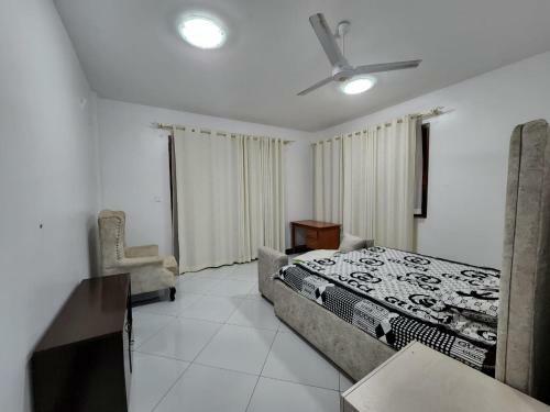 A Classy,all- Ensuite 3 Bedroom Apartment