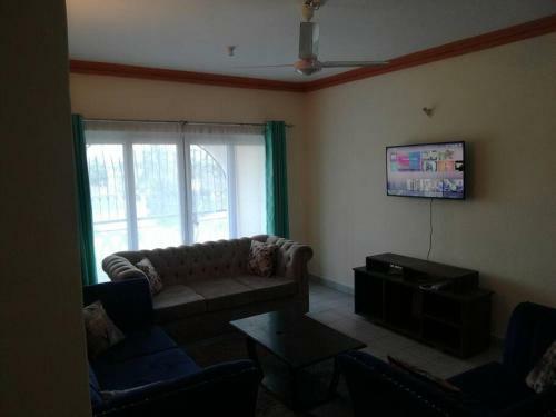 Lovely 3 Bedroom Apartment With Pool