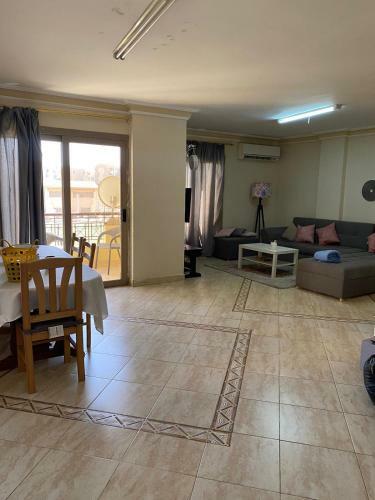Apartamento El-shaikh Zayed, 6 October 3bhk Flat