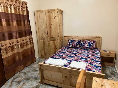 Hostal Chambre Priv�e Climatisee-acces Douche-salon -cuisine-netflix
