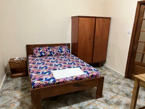 Hostal Chambre Priv�e Climatisee-acces Douche-salon -cuisine-netflix