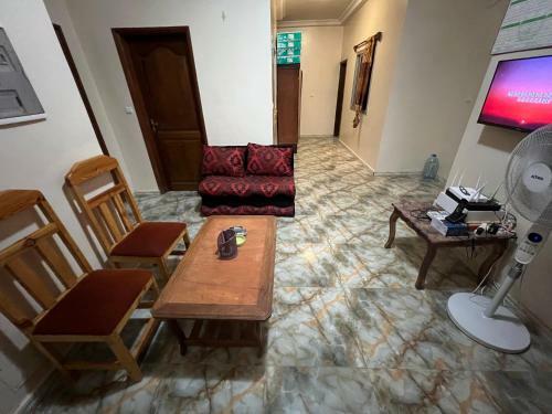 Hostal Chambre Priv�e Climatisee-acces Douche-salon -cuisine-netflix