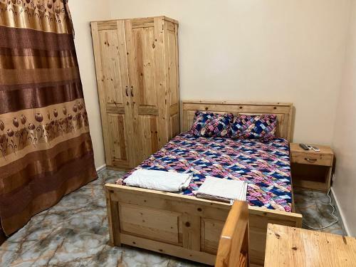 Hostal Chambre Priv�e Climatisee-acces Douche-salon -cuisine-netflix