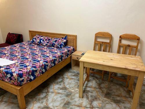 Hostal Chambre Priv�e Climatisee-acces Douche-salon -cuisine-netflix