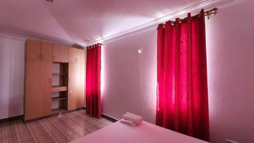 Apartamento Pride -in Paradise Homestay