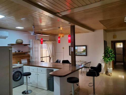 Classy 3, Bedroom Residence, Private And Secure