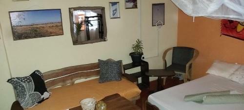 Hostal Broom Studio Apartment
