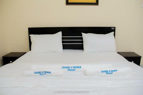 Channel 8 Premium Hotel