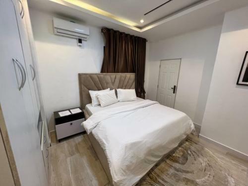 Five Star Luxury Apartments
