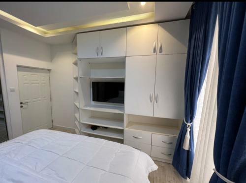 Five Star Luxury Apartments