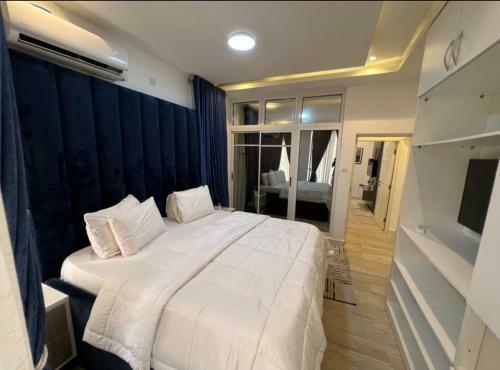 Five Star Luxury Apartments