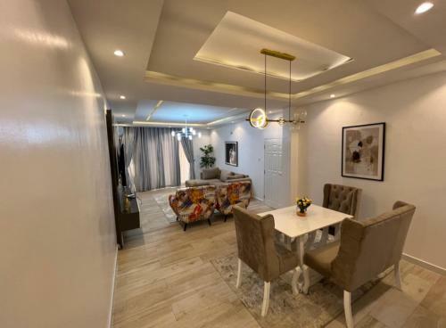 Five Star Luxury Apartments