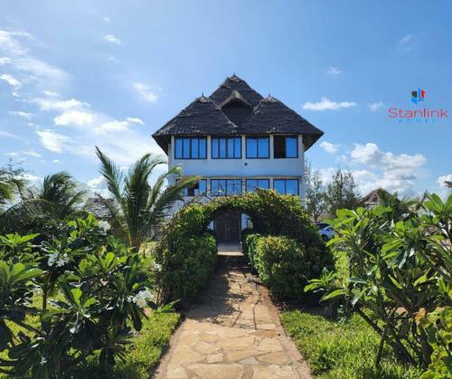 A Beach Front 4 Bedroom Home