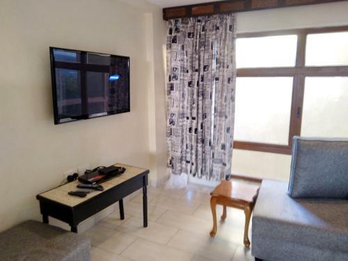 Dhahabu Luxury Beachfront Apartments 1br.