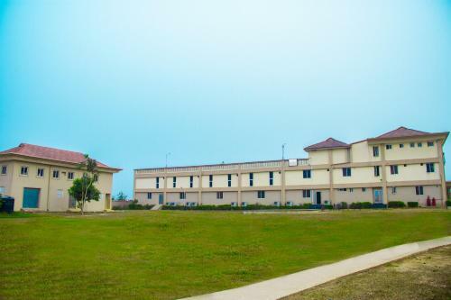 Hotel Yewa Frontier