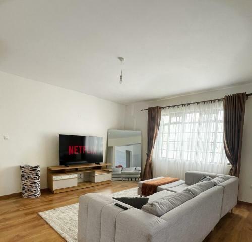 Eclectic One Bedroom Furnished Apartment