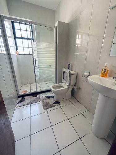 Eclectic One Bedroom Furnished Apartment