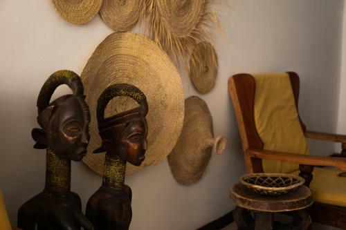 Kima Serviced Beach House & Suites