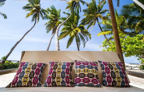 Kima Serviced Beach House & Suites