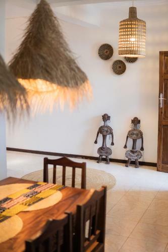 Kima Serviced Beach House & Suites