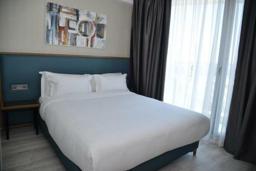 Hotel Privil�ge Oasis H�tel