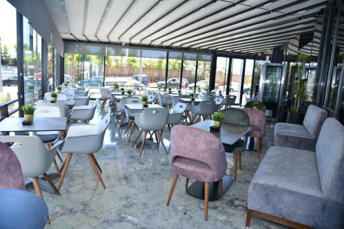 Hotel Privil�ge Oasis H�tel